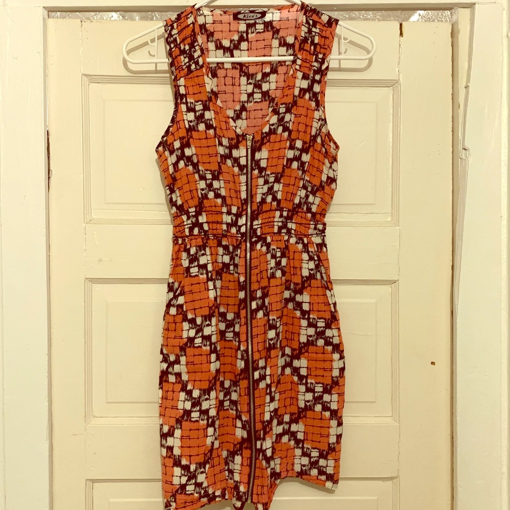 Cute Kieus zip dress with pockets- Sz Small